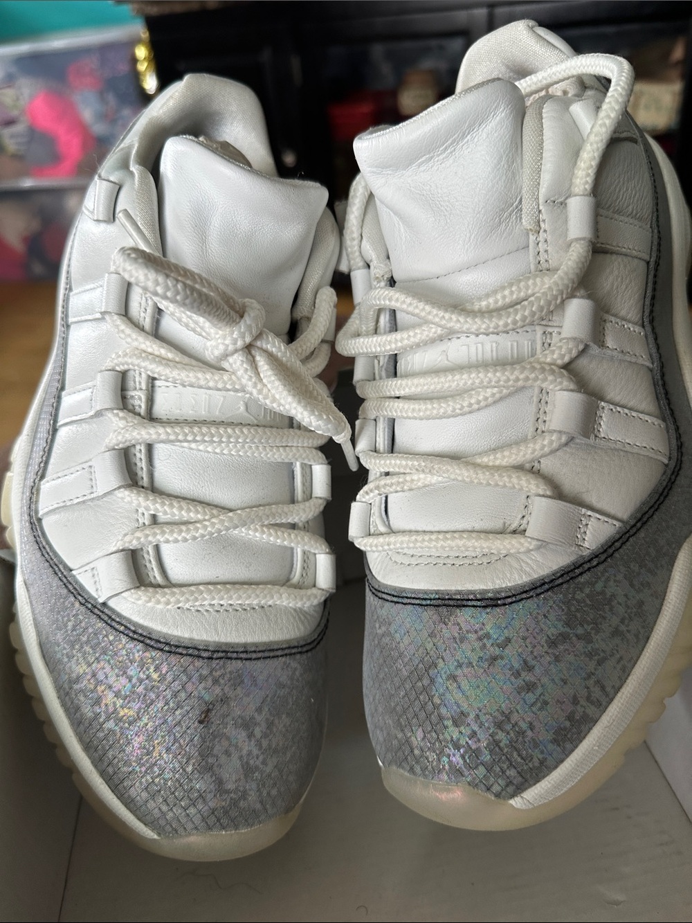 Jordan Men’s Sneakers in Metallic White and Gray